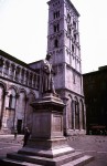 Small statue in Lucca cathedral square