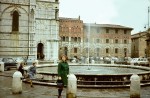 Narni at the main square fountain - Lucca