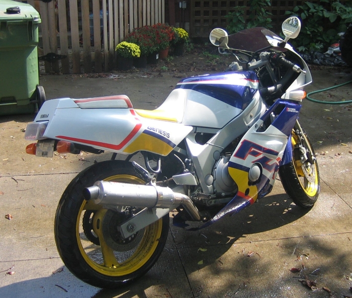 fzr-rear-left-large-01