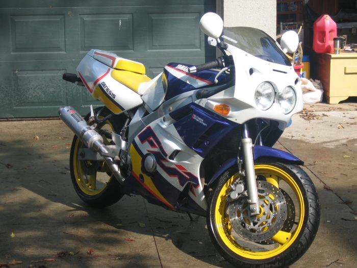 fzr-right-front-01-large