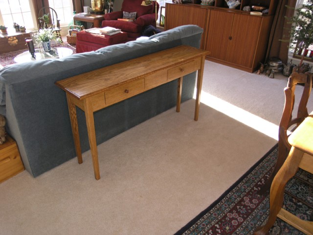 sofa table side
