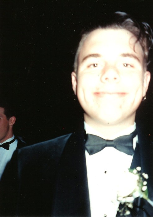 A flash-blurred pic of Mr. Tuttle.  Please visit his websites:
http://www.TimandBridgette.com
http://Autobahndetail.com
That is all.